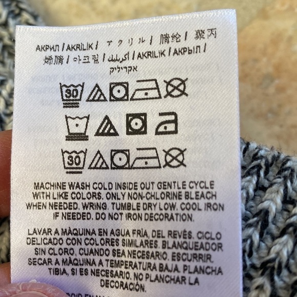 Guess Sweater Women’s Lace up Long Sleeve Boho Y2K V Neck Nautical 90’s Sz M - Picture 6 of 8